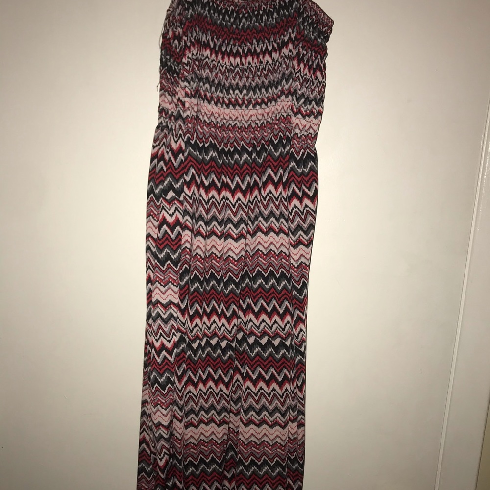 Dress - Picture 2 of 3